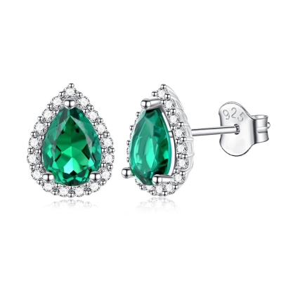 Diamonds Emerald Gemstone Earring: Brilliant & Elegant