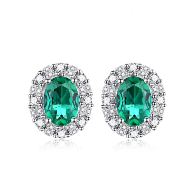 Oval Cut Emerald Moissanite Diamond Earring