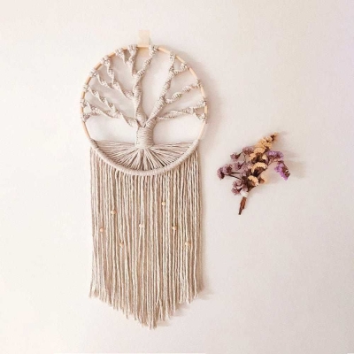 Woven Macrame Wall Hanging: Handcrafted D&eacute;cor for Walls