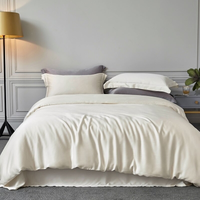 Silk Bedding Set: Luxurious Gift for Perfect Comfort