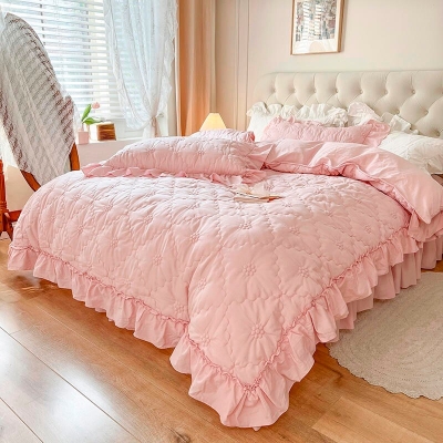 Pinch Pleated Textured Bedding Set