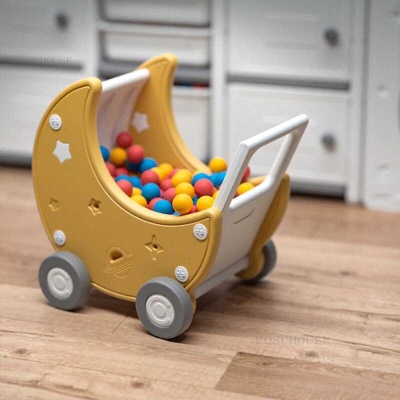 Toys Storage: Astronaut Design Keep Play Things Organized